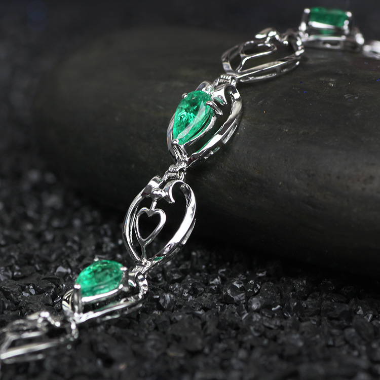 白18K金祖母绿钻石手链1.836克拉