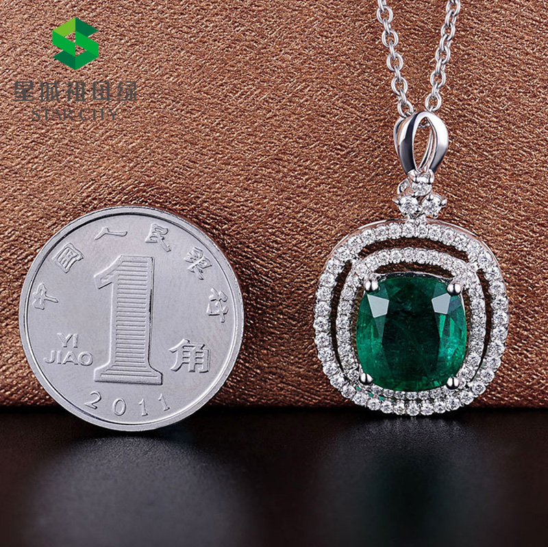 白18K金祖母绿钻石吊坠3.375ct