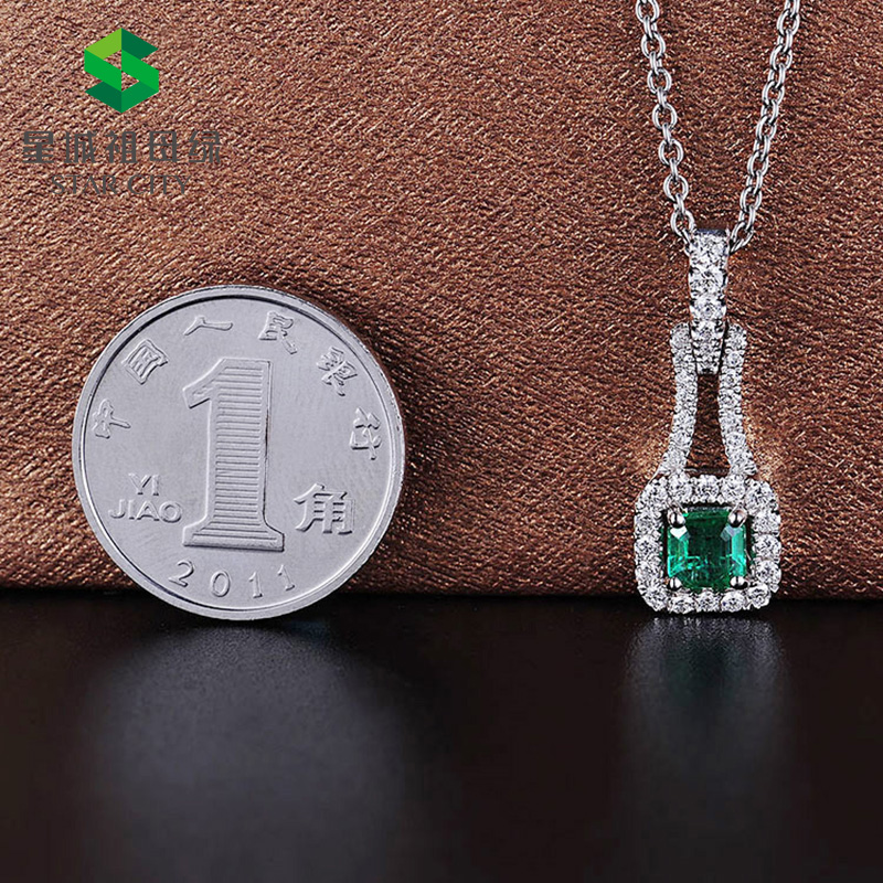 白18K祖母绿钻坠0.419ct