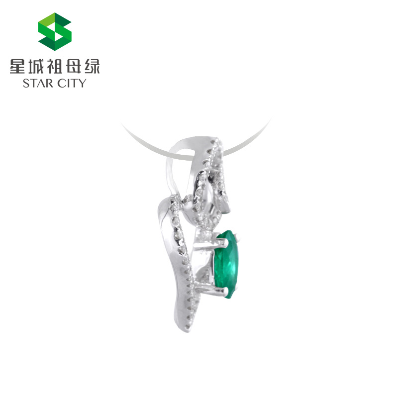 白18K祖母绿钻坠0.561ct