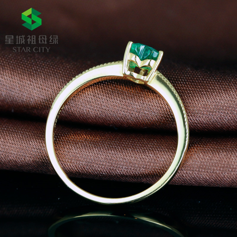黄18K金祖母绿戒指0.357ct