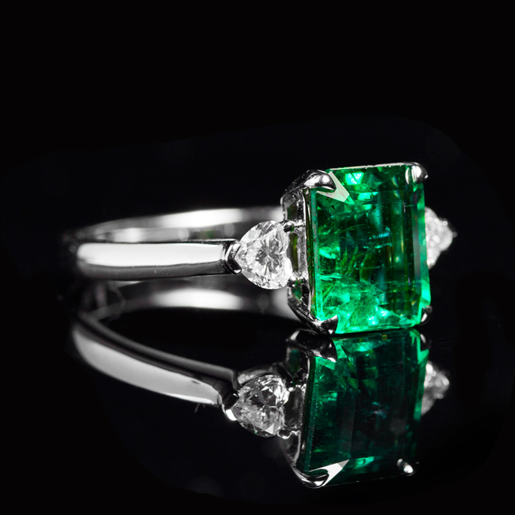 白18K祖母绿戒指2.13