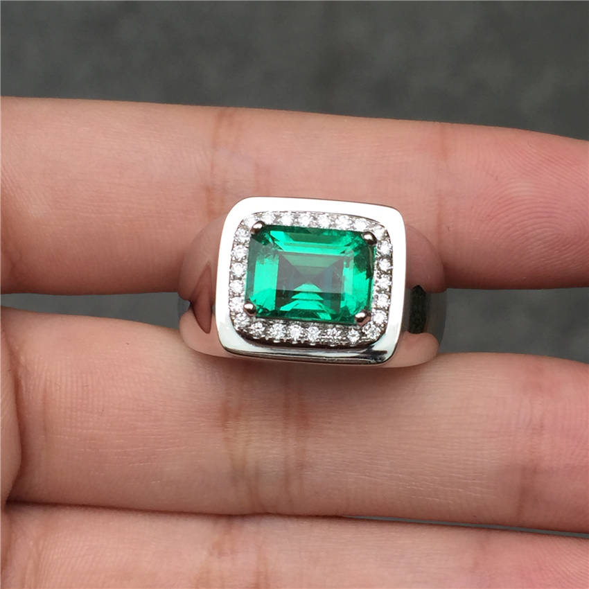 白18K金祖母绿钻戒3.395ct
