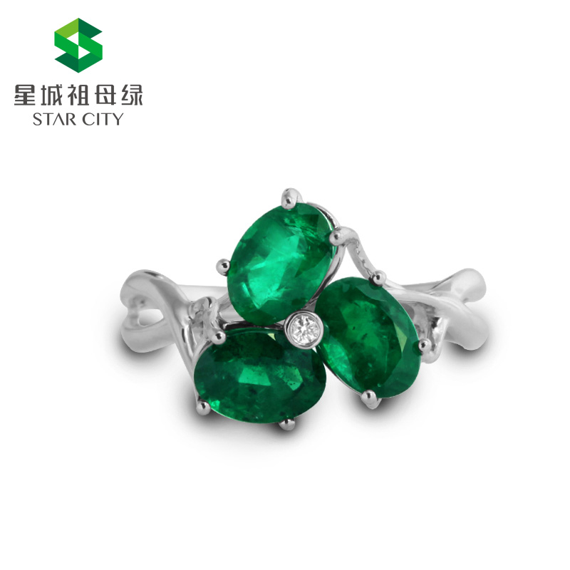 白18K祖母绿钻戒2.449ct