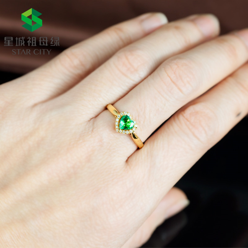 黄18K金祖母绿戒指0.429ct