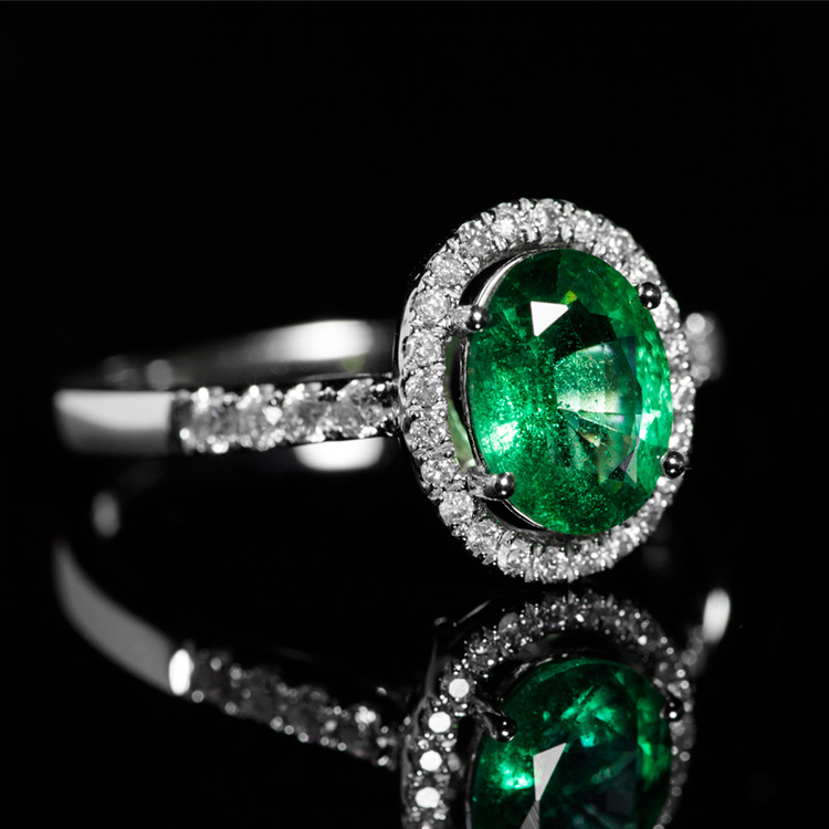 18K白祖母绿戒指0.93ct