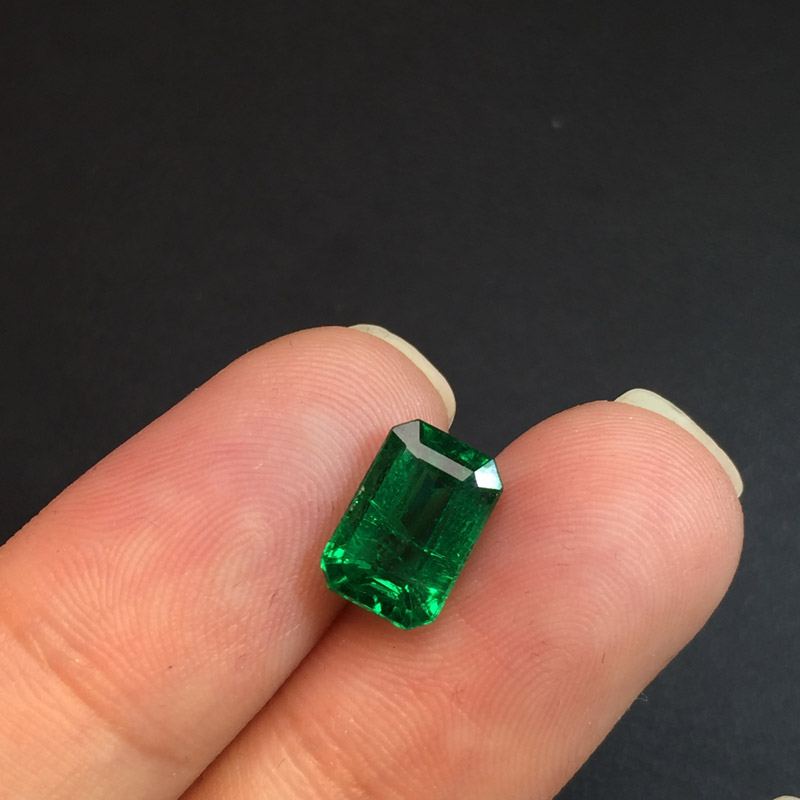 赞比亚 祖母绿裸石1.96ct GRS green Minor