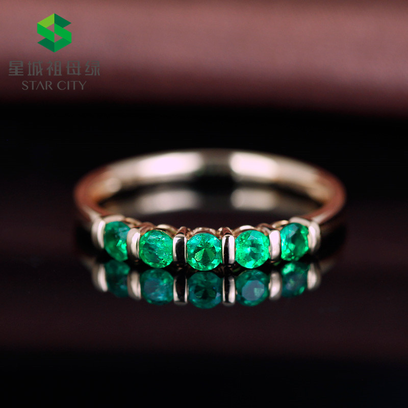 红18K金祖母绿戒指0.321ct/5p