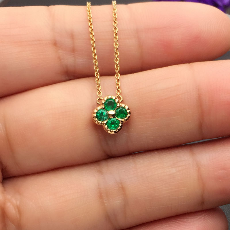 红18K金祖母绿链牌0.268克拉/4粒