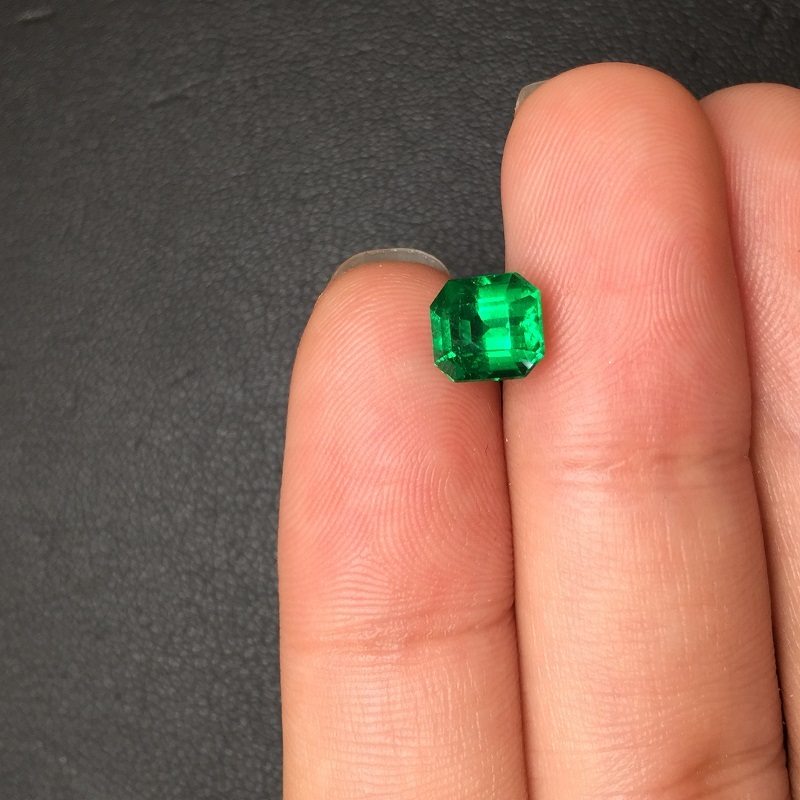 祖母绿裸石 木佐绿 1.17克拉 vivid muzo minor