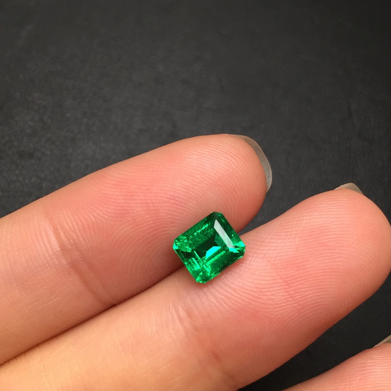 祖母绿裸石 GRS国际证书 木佐绿 1.01克拉 vivid muzo minor