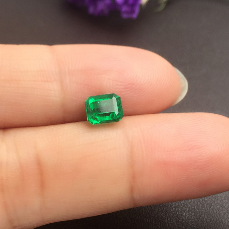 祖母绿裸石 木佐绿 1.08克拉 vivid muzo minor