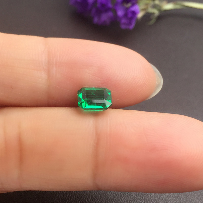 祖母绿裸石 木佐绿 1.12克拉 vivid muzo minor