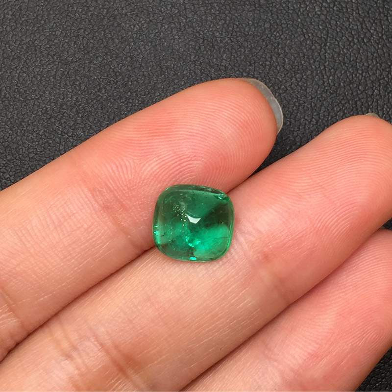 山型祖母绿裸石2.85ct  哥伦比亚  MEDIUM GREEN