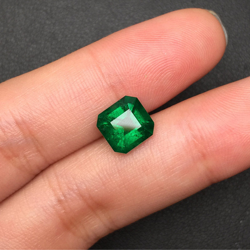 哥伦比亚 祖母绿裸石1.9克拉 GRS green None 无油