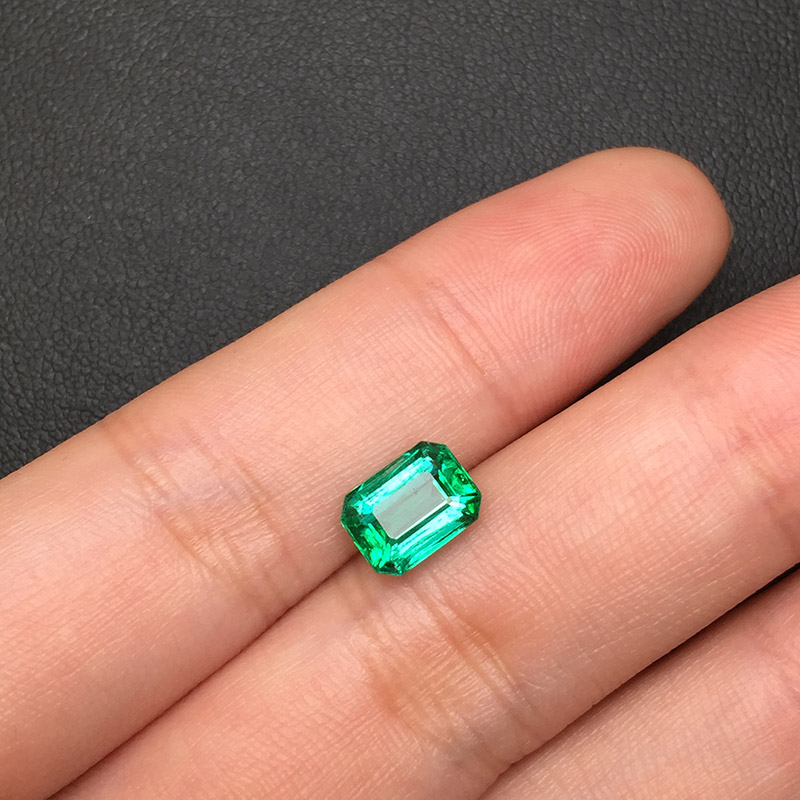 祖母绿裸石1.61克拉