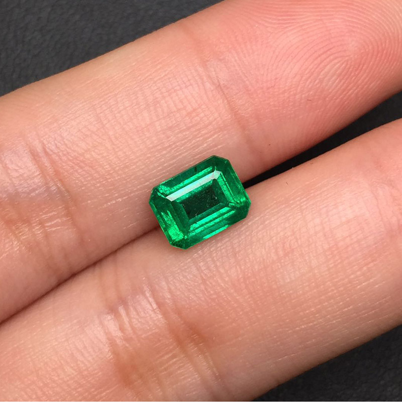 祖母绿裸石1.24克拉