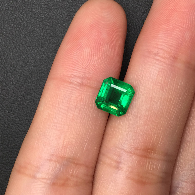 祖母绿裸石1.6克拉