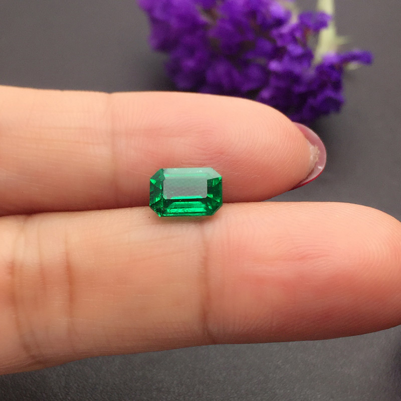 祖母绿裸石 木佐绿 1.54克拉 vivid muzo minor