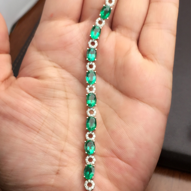 白18K金祖母绿手链9.478ct/11p