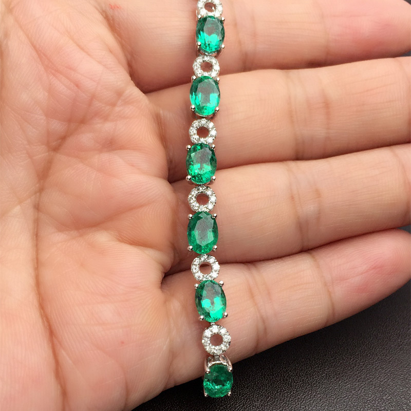 白18K金祖母绿手链9.478ct/11p