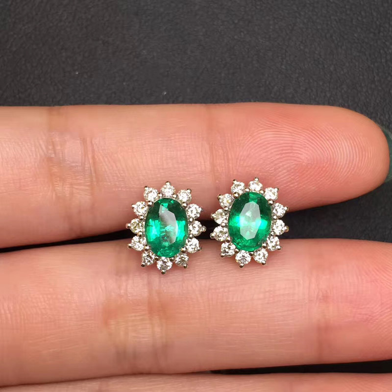 白18K金祖母绿耳钉1.536ct/2p