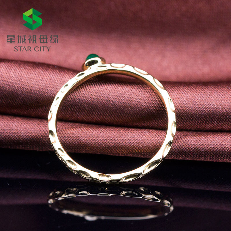 黄18K金祖母绿戒指0.16ct 简约蛋面宝石