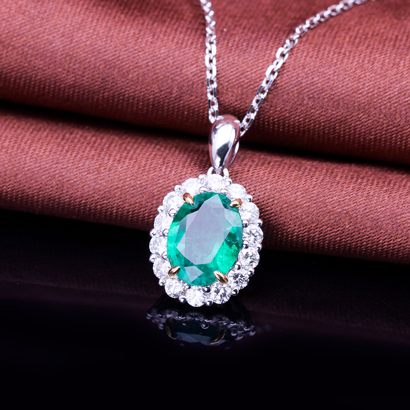 白18K祖母绿吊坠1.32ct