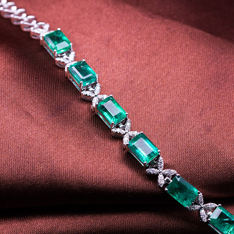 白18K金祖母绿手链7.646ct/7p