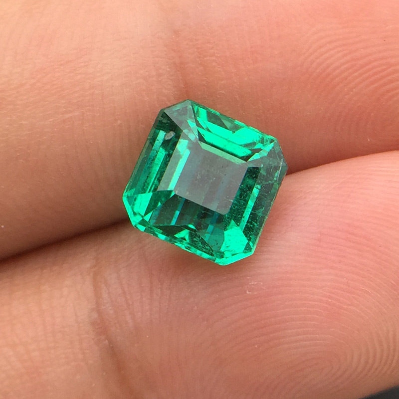 赞比亚 祖母绿裸石2.23ct GRS GREEN NONE