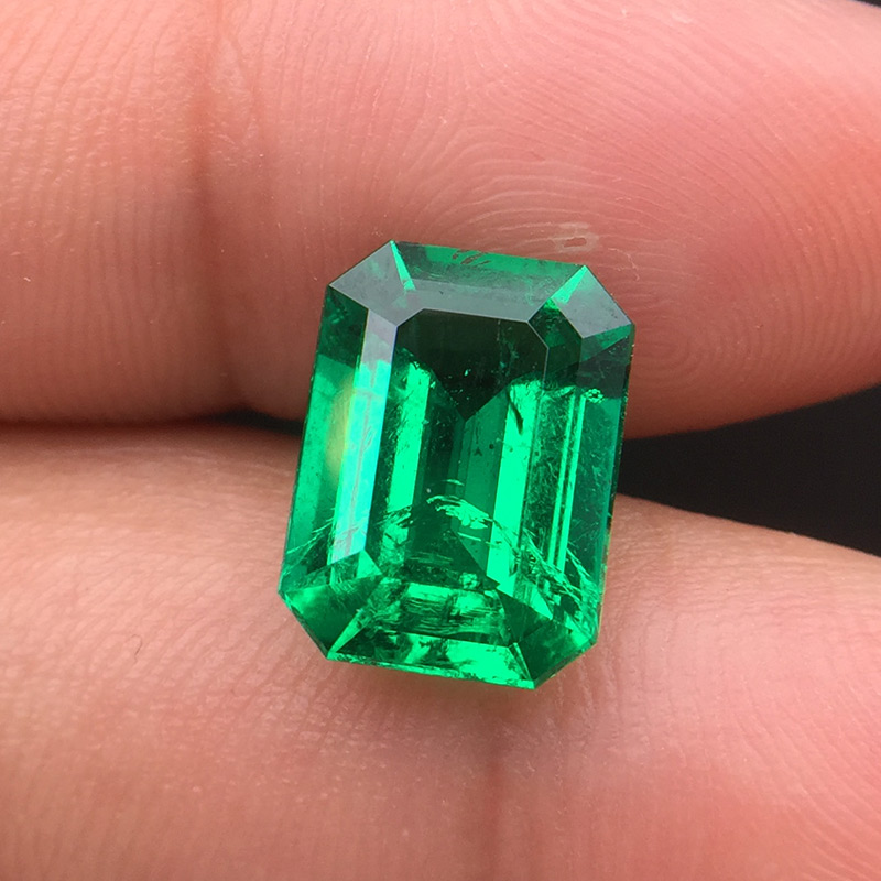 哥伦比亚祖母绿裸石3.31克拉vivid green muzo minor 木佐绿 微油