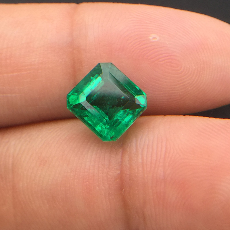 赞比亚 祖母绿裸石2.61ct GRS GREEN INSIGNIFICANT