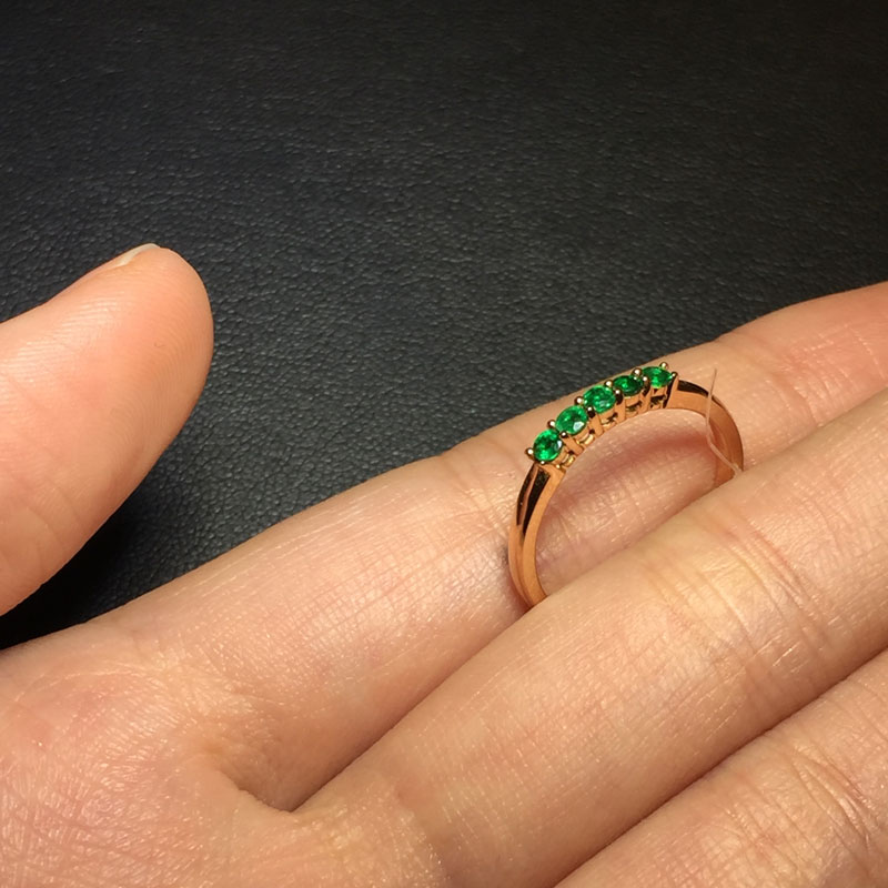 红18K金祖母绿钻戒0.225ct/5p 5颗排镶简约戒指