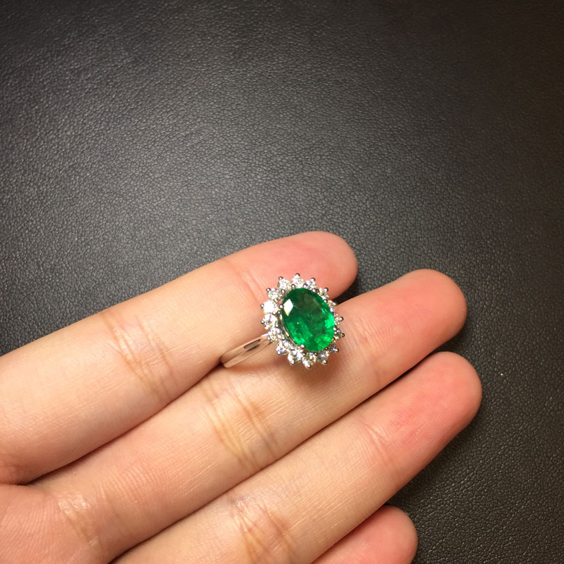 白18K金祖母绿钻戒1.553ct