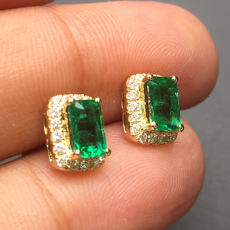 黄18K金祖母绿耳钉1.05ct/2p