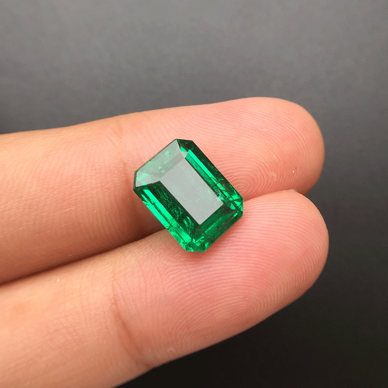 赞比亚祖母绿裸石3.96ctgreen