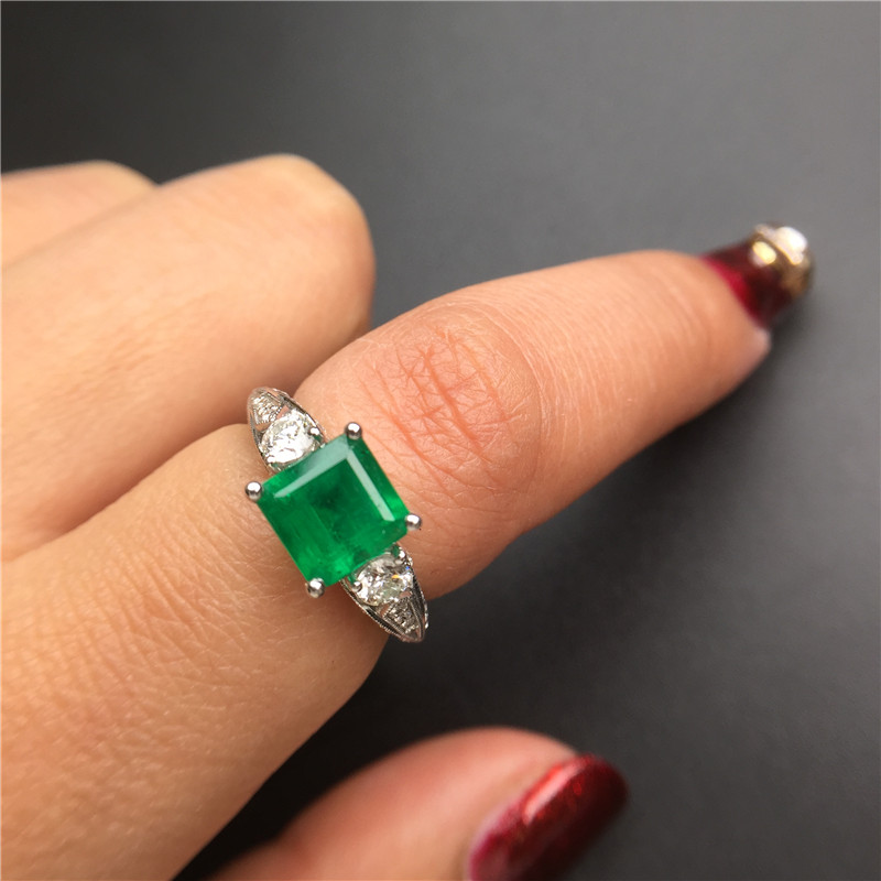 白18K祖母绿钻戒1.665ct 哥伦比亚宝石戒颜色浓郁