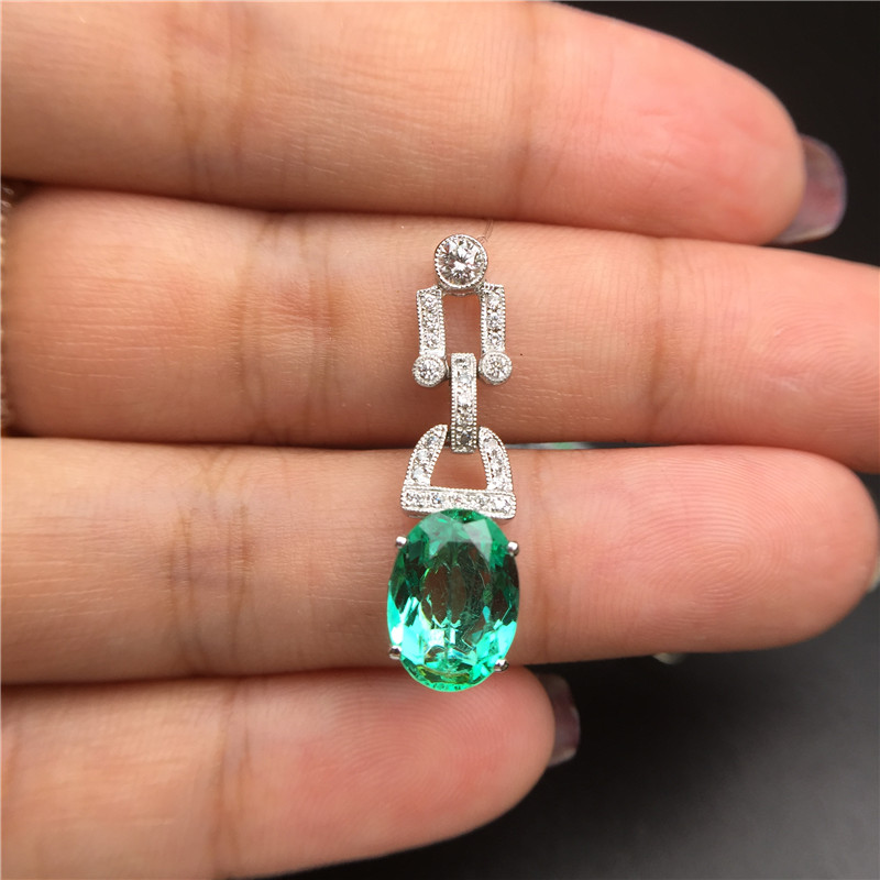 白18K祖母绿钻坠2.335ct 哥伦比亚产地超强火彩