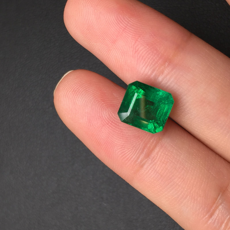 GUILD祖母绿裸石3.2ct