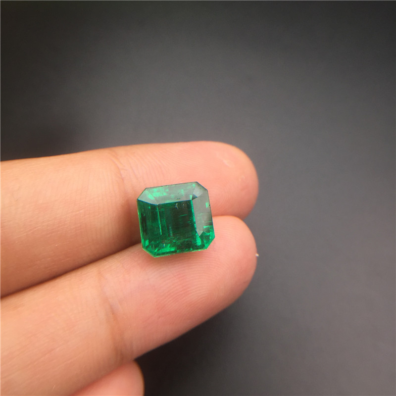 GUILD祖母绿裸石4.31