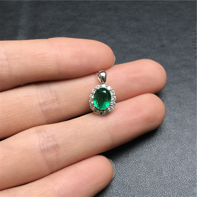 白18K金祖母绿钻坠  1.66ct