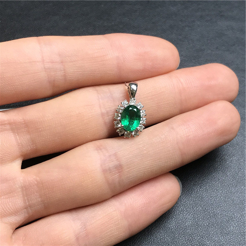 白18K金祖母绿钻坠1.463ct