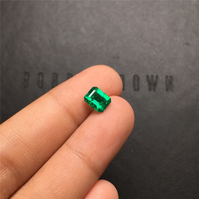 祖母绿裸石1.05ct