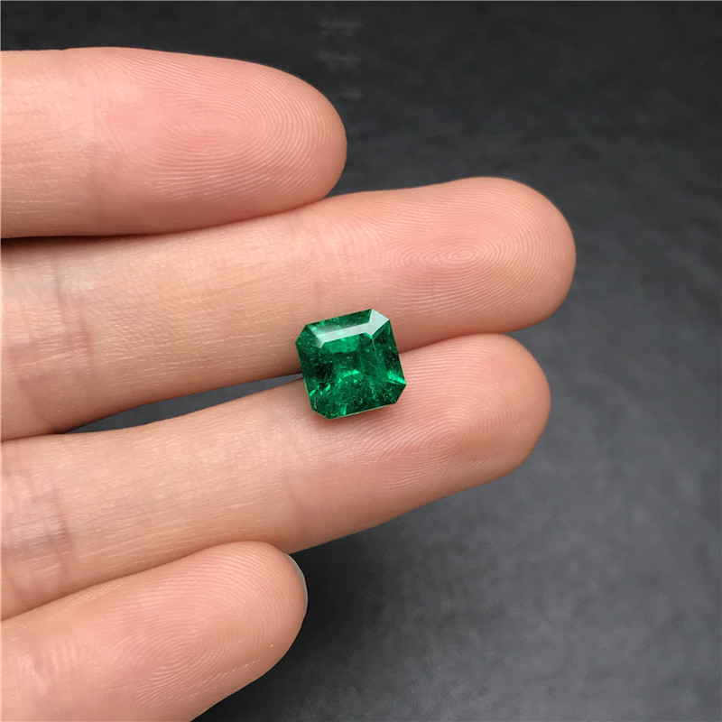 祖母绿裸石3.26ct