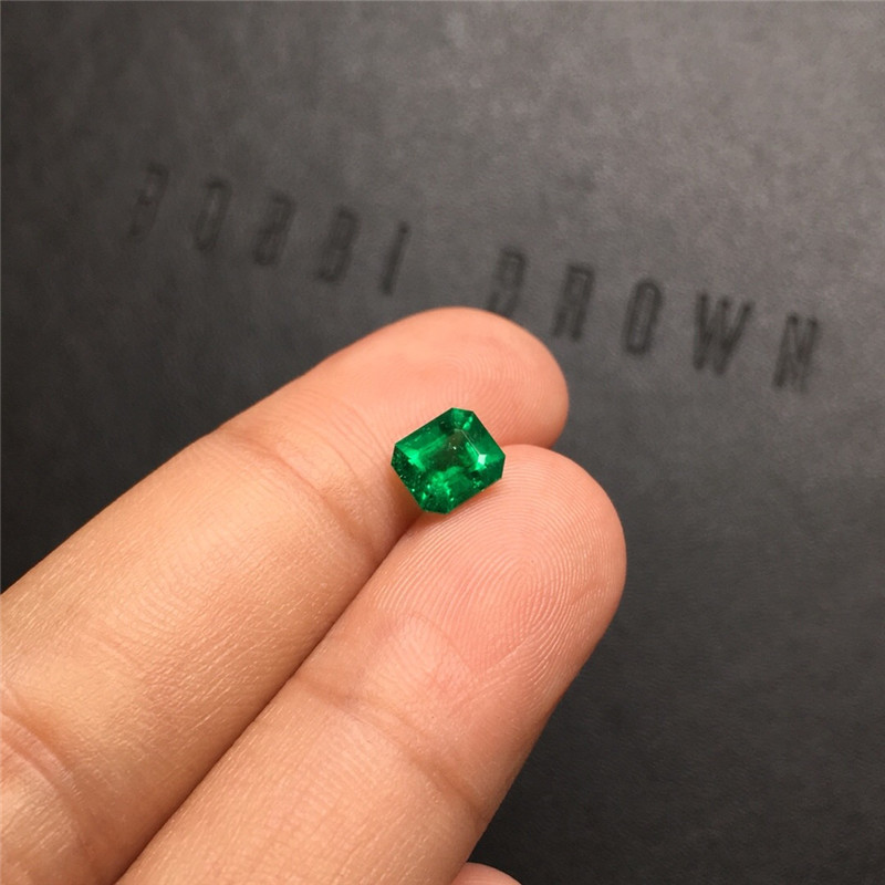 祖母绿裸石0.83ct