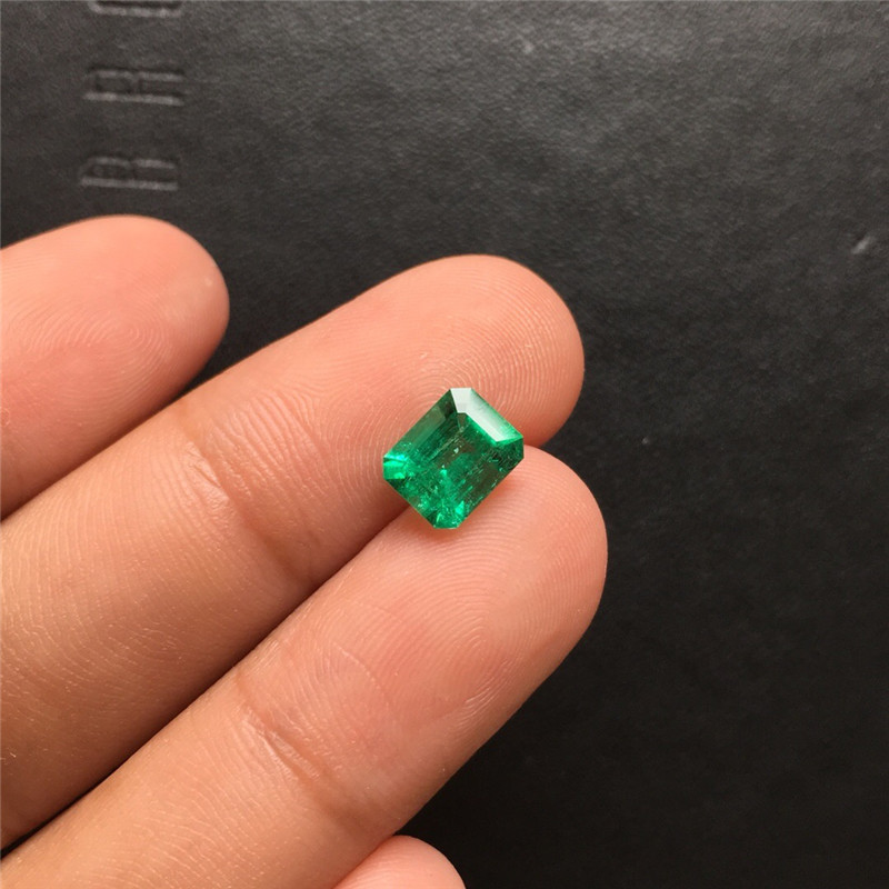 祖母绿裸石1.21ct