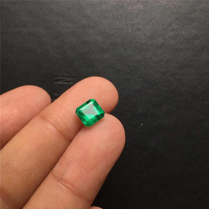 祖母绿裸石1.26ct