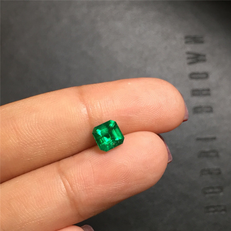 祖母绿裸石0.82ct