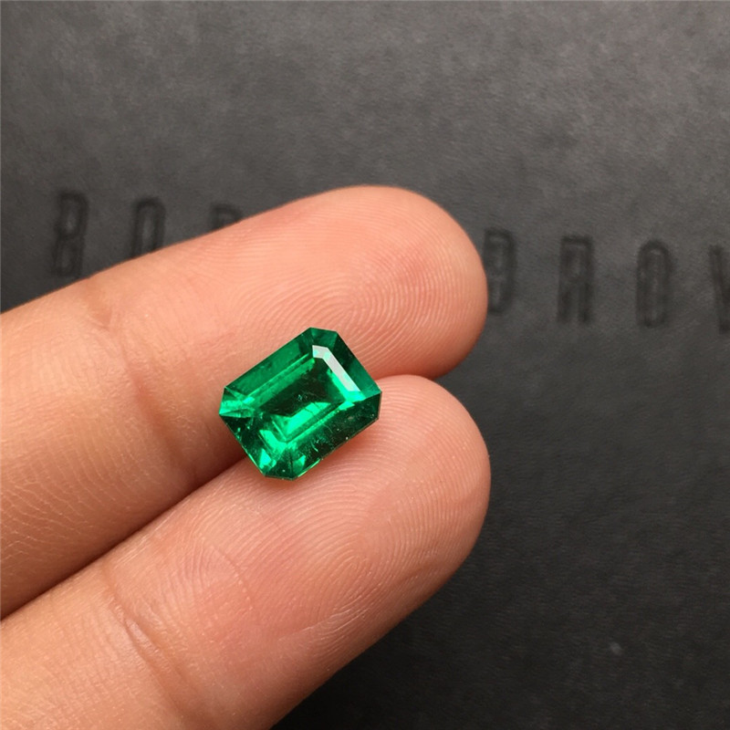 祖母绿裸石1.69ct