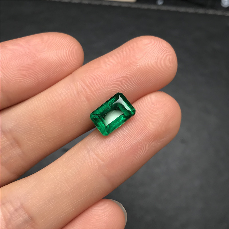 祖母绿裸石3.17ct